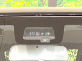 【スズキ セーフティサポート】走行中に前方の車両等を認識し、衝突しそうな時は警報とブレーキで衝突回避と被害軽減をアシスト。より安全にドライブをお楽しみいただけます。
