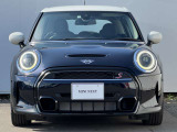 こちらのお車はMINI NEXT鶴ヶ島に展示中です。☆お問合せをお待ちしてます!