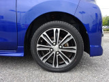 SUBARU認定U-Carは、全車12ヶ月点検、車検などの法定点検を実施。スバル専門メカニックが確かな技術で最大88項目にわたりチェックしており品質、安心を支えます!