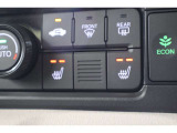 シートヒーター装備付き車!!座席に埋め込まれた電熱線によりシートを暖めることが出来る装備で、温められたシートは、寒い冬には最適です!!