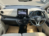 運転席まわりです。細かいオプションなど、気になるところがあればお気軽にメールやお電話等でお問合せください。