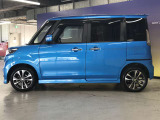 エンジンルーム、室内、クリーニング済みです。厳選したお車を屋内展示場にて展示中☆車両品質には自信がございます!ぜひ一度ご来店ください!!