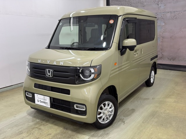 N-VAN +スタイル ファン 4WD 
