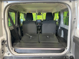 普段のお買い物や通勤、送迎等に十分な荷室スペースを確保しております。セカンドシートを倒すと、大きな荷物の積載も可能です♪