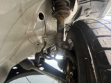 お車を安心してお乗りいただく為には、足回りの定期点検が欠かせません。サービスサポート(有償保証)では無料点検もご提供しており、安心のカーライフをお過ごしいただけるサポート体制が整っています。