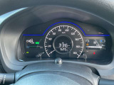 視認性の良いシンプルなメーターです。運転しやすく、取り回しの良いコンパクトカーはいかがですか?