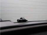 純正ならではのスマートな装着感。車両デザインに調和したドライブレコーダーです。