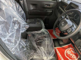 運転者にとっては日々使用することとなる運転席です。運転席が快適だと運転に集中することができますね。