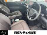 【ゆったりと運転してください】足元空間も広く、スムーズに乗り降りもいただけます♪