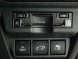 非常時やキャンプなどに役立つAC100Vコンセント付きです。ETCも装備してます。
