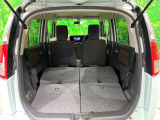 普段のお買い物や通勤、送迎等に十分な荷室スペースを確保しております。セカンドシートを倒すと、大きな荷物の積載も可能です♪