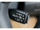 【クルーズコントロール】一定速度の走行をアシストしてくれるクルーズコントロール付き!お好みの速度を設定すれば、アクセルを踏まずに速度を保って走行してくれます!高速道路などの走行に便利!