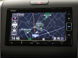 純正スタンダードインターナビ(VXM-204VFi)&バックカメラが装備されているので、普段の使い勝手もロングドライブも快適です。