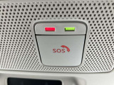 SOSコール装備で緊急時のトラブルにボタン押すだけでオペレーターとつながり安心です。※ご使用になるには別途登録作業が必要です。