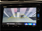 【バックカメラ】後退時も安心。リバース連動で画面が切り替わるのでとっても便利。