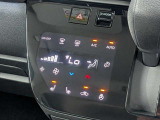 オートエアコンで温度を設定するだけで快適な車内環境を維持することができます