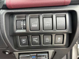 運転席からのバックドアの開閉などの機能性や安全面もバッチリです!
