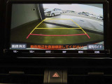バックガイドモニターで、後方を確認しながら安心して駐車することができます。運転初心者も熟練者も必須の機能ですよ!