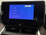 ブルートゥースに接続することにより、スマホに入ったお気に入りの音楽を車内で楽しむことができます♪あると本当に便利な機能になっています!