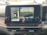 純正ナビで、初めての道や遠出でも安心、もちろんCDプレーヤー搭載なので、好きな音楽を聴きながら楽しいドライブを♪