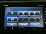 【オーディオ機能】オーディオは、フルセグTVの他にDVD/CDプレーヤーを装備♪もちろんFM/AMラジオもお聞きいただけますよ♪
