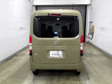納車時には安全かつ安心してお乗り頂けるようホンダ専門知識を持つ整備スタッフが点検・整備・装備も説明をしてお渡ししております。