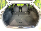 普段のお買い物や通勤、送迎等に十分な荷室スペースを確保しております。セカンドシートを倒すと、大きな荷物の積載も可能です♪