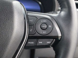 レーダークルーズコントロール作動時に車線維持に必要な運転操作の支援を行う「レーントレーシングアシスト(LTA)」を搭載しています。