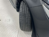 タイヤサイズは215/45R17!残り溝は5ミリ程度です!