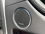 Meridian Soundシステムでは11個のスピーカーで400wの出力、迫力あるサウンドをお楽しみいただけます