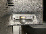 ハンドルの左下にETCがついています。高速道路の料金所の通過も楽々です。 カードの取り出しもしやすい場所についています。