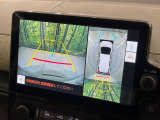 【パノラミックビューモニター】専用のカメラにより、上から見下ろしたような視点で360度クルマの周囲を確認することができます☆死角部分も確認しやすく、狭い場所での切り返しや駐車もスムーズに行えます。