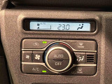 車内空調は&rdquo;AUTOエアコン&rdquo;にお任せ。運転に集中出来ますよ!