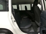 ゆとりある広々とした車内空間は、ドライブを始め買い物やレジャーなど、幅広く活躍します。一人でもみんなとでもお出かけを楽しみましょう!