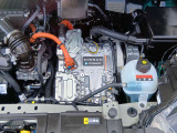 ◎ご購入いただきましたお車は弊社整備工場にて納車前点検整備として法定12ヶ月点検(車検整備付き販売車は車検整備)を実施。エンジンオイル・エレメント交換を行い※、ご納車いたします(※除く電気自動車)。
