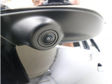 助手席側の死角になりやすい左前方の映像を、11.6インチディスプレイに表示。狭い道での安心感を高め、ドライバーの視界をしっかりサポートします。