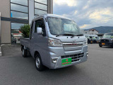 届出済未使用車を一人でも多くの方に提供できるよう専門スタッフがしっかりと説明し、相談にのらせていただきます。