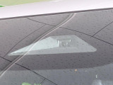 【ホンダセンシング】走行中に前方の車両等を認識し、衝突しそうな時は警報とブレーキで衝突回避と被害軽減をアシスト。より安全にドライブをお楽しみいただけます。