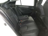 ゆとりある広々とした車内空間は、ドライブを始め買い物やレジャーなど、幅広く活躍します。一人でもみんなとでもお出かけを楽しみましょう!