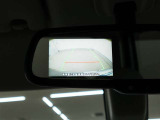 鳥取トヨペットではお車のご購入時はもちろんですが、アフターメンテナンスも安心してお任せ頂ける体制を整えております。末永いお客様とのお付き合いを第一に考え、様々なご提案をさせて頂きます。