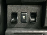 運転席スイッチ部 コインホルダーもありとても便利です。