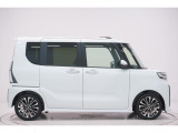 県内13店舗にて常時500台以上ダイハツ車を展示中です。見て、触って、納得のいく一台をぜひ見つけてください。