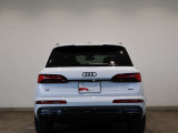 Audi Q7 55 TFSI quattro S line/HDマトリクスLEDヘッドライト /Audi rings & ブラックスタイリング/パノラマサンルーフ/アルミホイール 6Yスポークデザイン ブラック 9.5Jx21