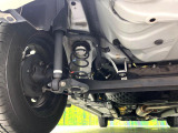 お車を安心してお乗りいただく為には、足回りの定期点検が欠かせません。サービスサポート(有償保証)では無料点検もご提供しており、安心のカーライフをお過ごしいただけるサポート体制が整っています。