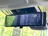 【デジタルインナーミラー】後席の大きな荷物や同乗者で後方が確認しづらい時でも安心!カメラが撮影した車両後方の映像をルームミラー内に表示。クリアな視界で状況の確認が可能です!