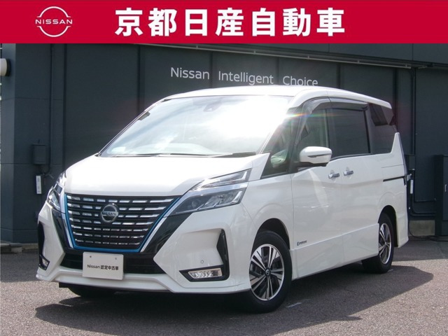 セレナ 1.2 e-POWER ハイウェイスターV 