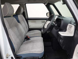 見通しのよいすっきりとした視界で、誰でも運転しやすいです。運転のしやすさは疲れにくさにも繋がりますよ♪