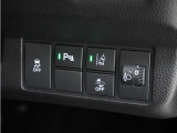 ◆障害物センサー◆車庫入れの時などに近くに障害物がある場合、障害物までの距離を音で知らせてくれます。