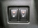 運転席と助手席には寒い時にうれしいシートヒーターが装備されてます。