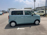 清潔な中古車展示場で皆様のご来店をお待ちしています。
